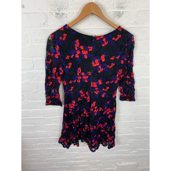 Lulus Women's Floral V-Neck Lace Skater Dress 3/4 Sleeve With Lining Multi Sz M - Picture 4 of 6